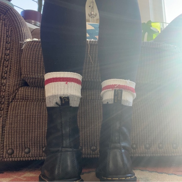 Excellent condition 1460 Dr. Martens ladies size 8 - Picture 10 of 11